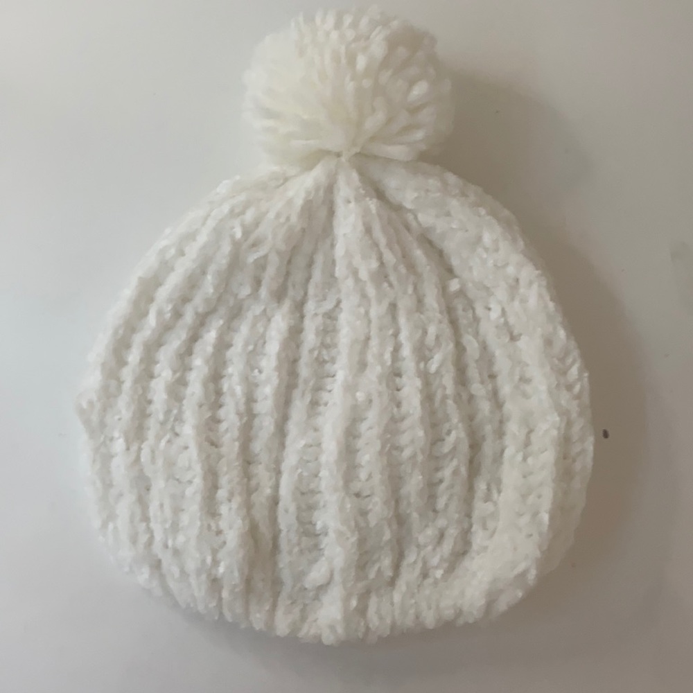 knitted hat, color: ivory